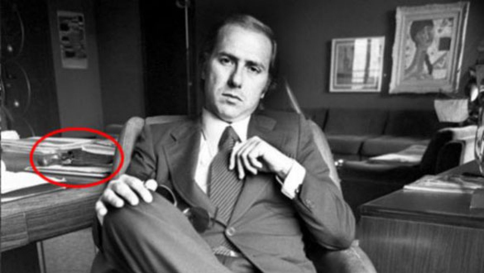 La imagen de Berlusconi  tomada por el fotógrafo Alberto Roveri en 1977