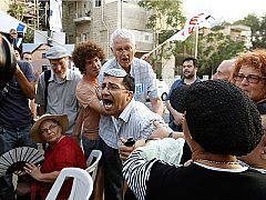 Los colonos judíos celebran el fin de la moratoria mientras Abás pide una prórroga para negociar