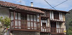 Las pernoctaciones en apartamentos, campings y casas rurales aumentan un 2,4% en agosto