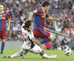 El Barça se atasca en casa
