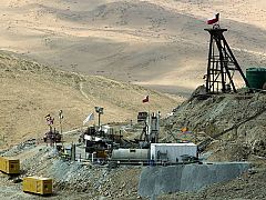 A un par de metros de llegar al refugio de los 33 mineros chilenos