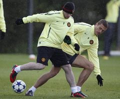 El Manchester lucha por afianzar su liderato sin Rooney