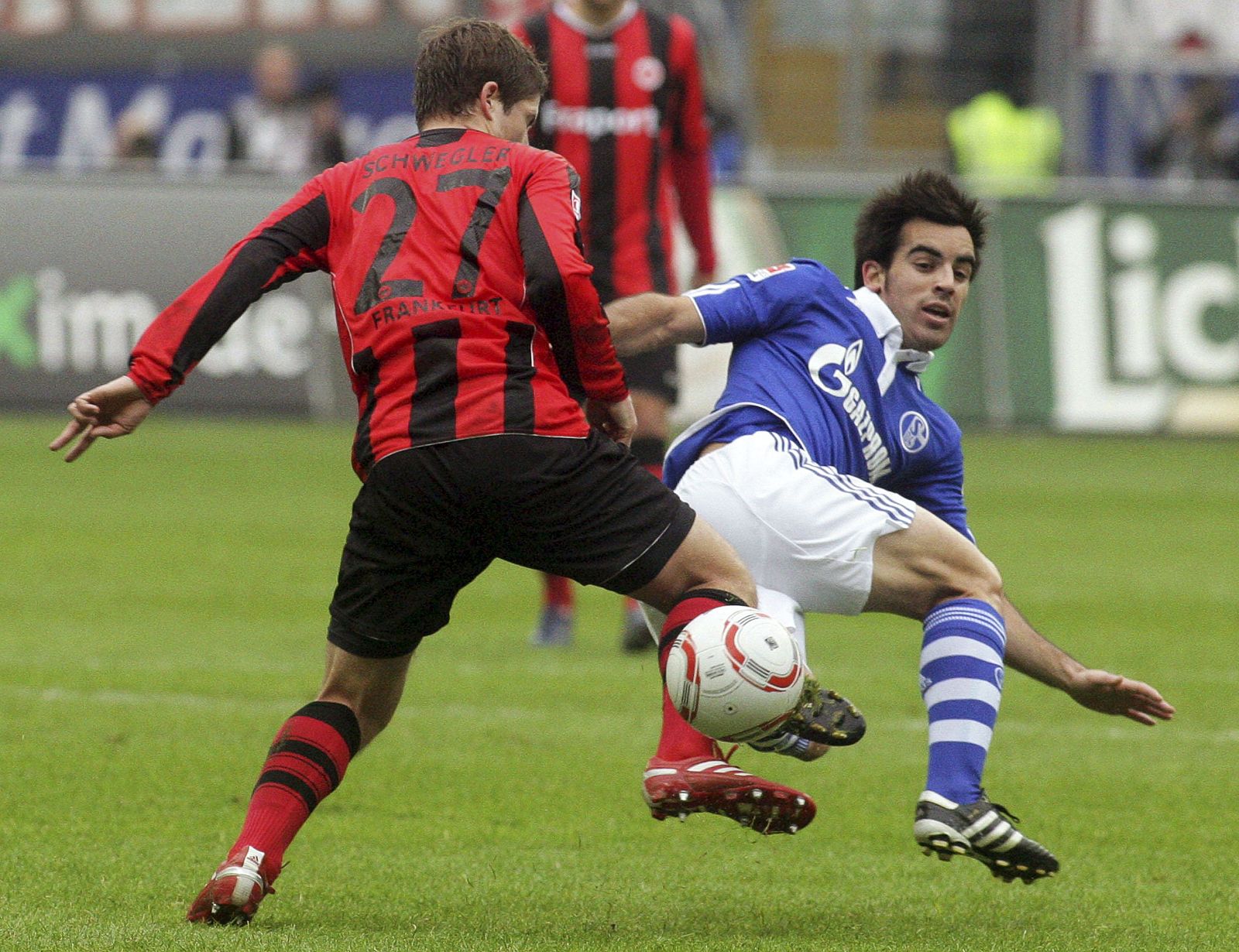EINTRACHT FRANKFURT VS FC SCHALKE 04