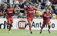 Entre 'el Chori' Castro y el árbitro, el Mallorca birla el partido al Valencia