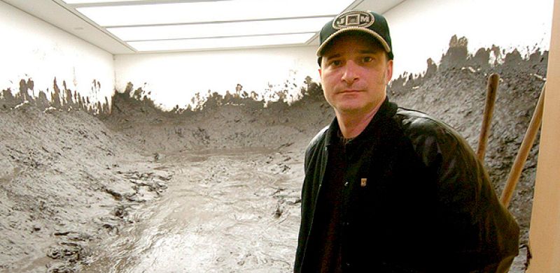 Santiago Sierra, Premio Nacional  de Artes Plásticas 2010