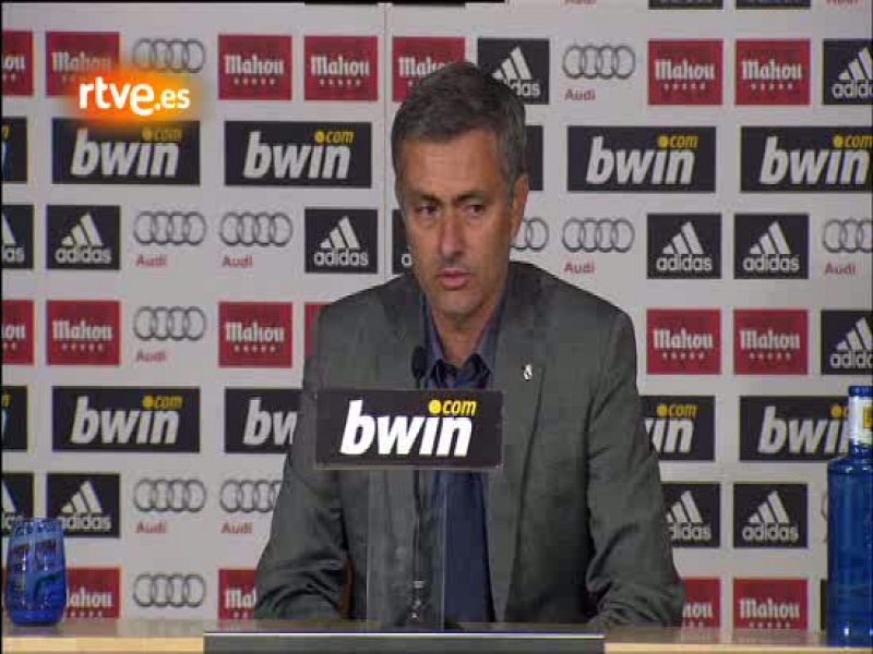 Mourinho: "Basta con ver las estadísticas del árbitro para conocer su perfil"