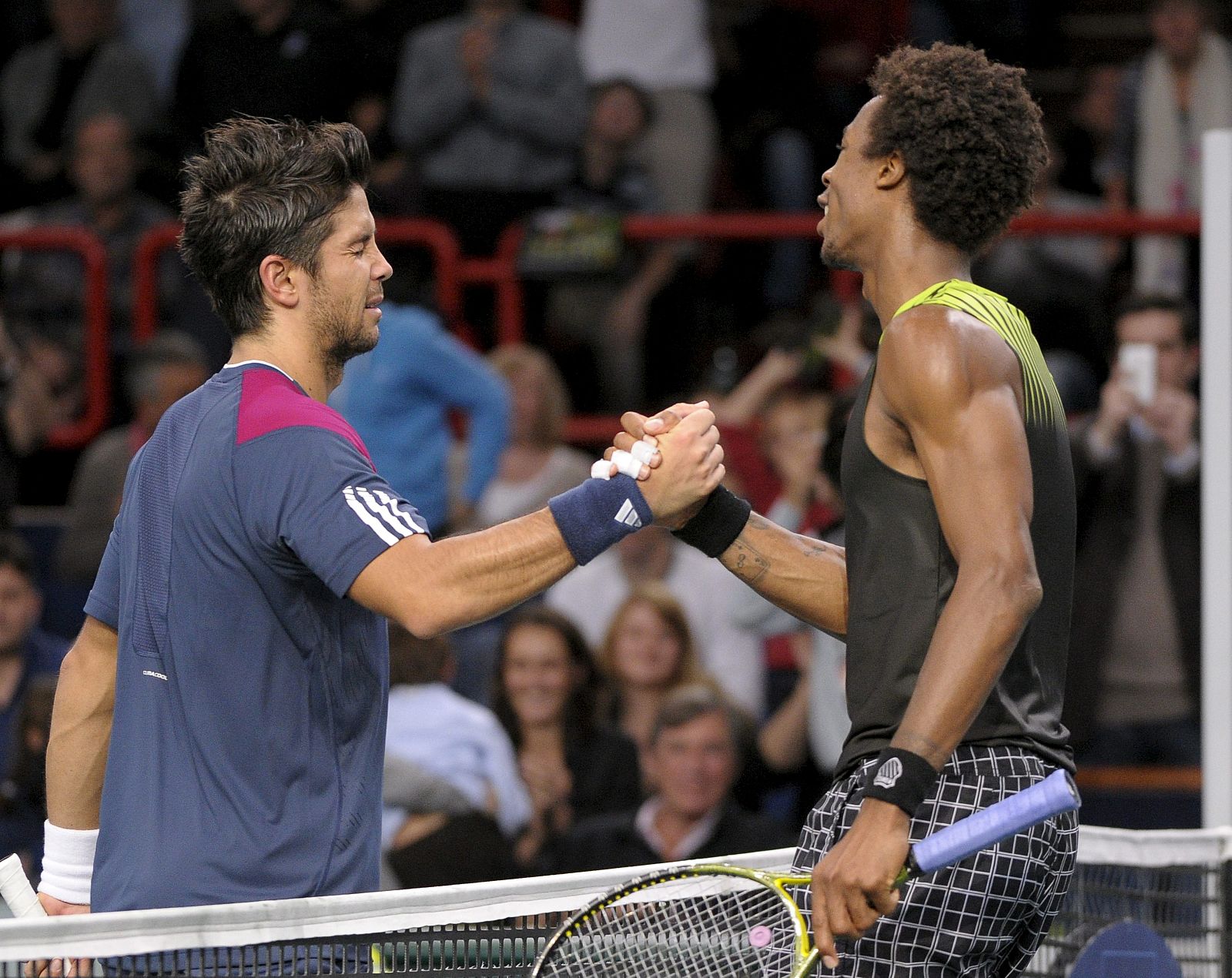 Verdasco perdió ante el francés Monfils y se queda con la miel de la Copa de Maestros 2010 en los labios.