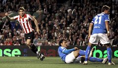 El Athletic salva la victoria con nueve