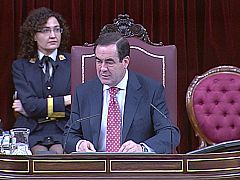 PSOE y ERC comparan al PP con Le Pen por "cazar" inmigrantes y CiU pide retirar el juego
