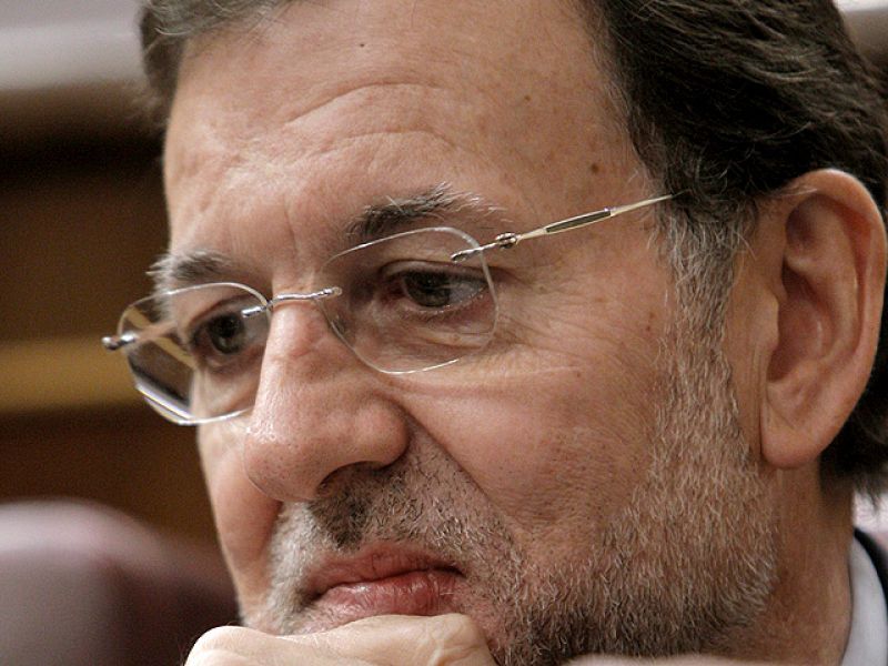 Rajoy cree que la única solución al problema del paro es la convocatoria de elecciones 