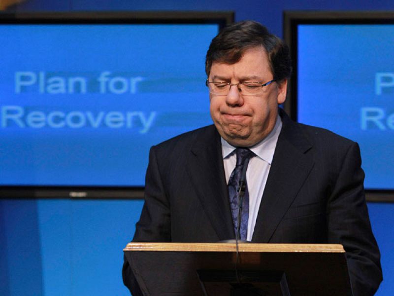 Irlanda elevará los impuestos y suprimirá 25.000 empleos públicos en su plan de ajuste