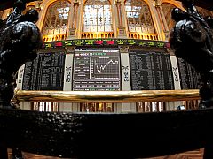 Las presiones sobre la deuda española se relajan al cierre de los mercados