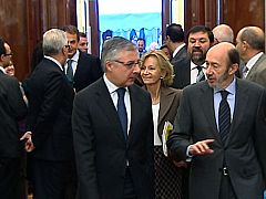 El Gobierno sondea apoyos para la prórroga del estado de alarma mientras decide