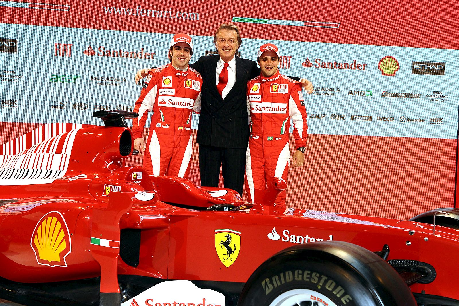 FERNANDO ALONSO Y FELIPE MASSA PRESENTAN EL NUEVO F10 DE FERRARI EN MARANELLO