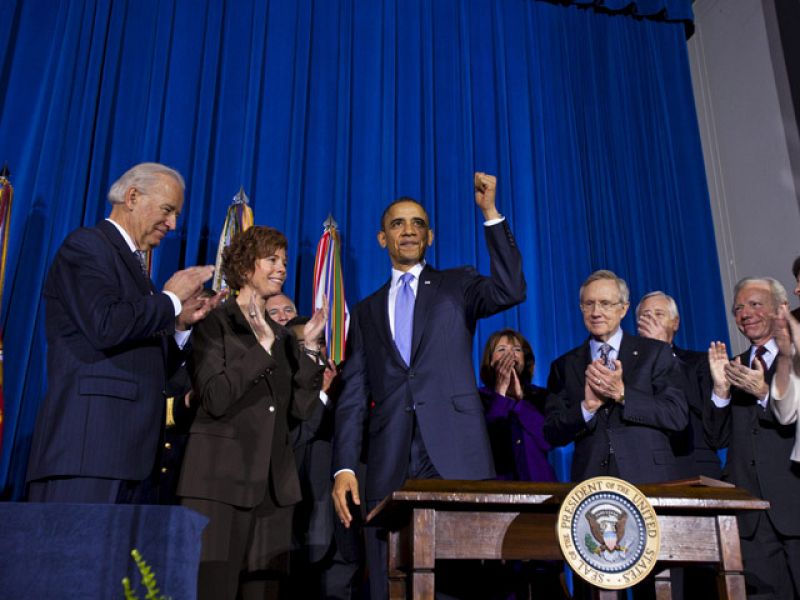 Obama deroga la histórica ley que prohibía a los homosexuales servir en el Ejército