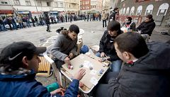 Aficionados del Athletic acampan para lograr entradas para la Copa