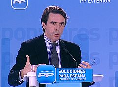 Aznar cree que España "está intervenida de hecho" y sólo falta que lo sea de "derecho"