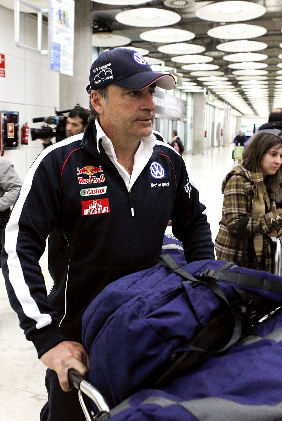 SAINZ REGRESA A ESPAÑA TRAS ACABAR 3 EL DAKAR