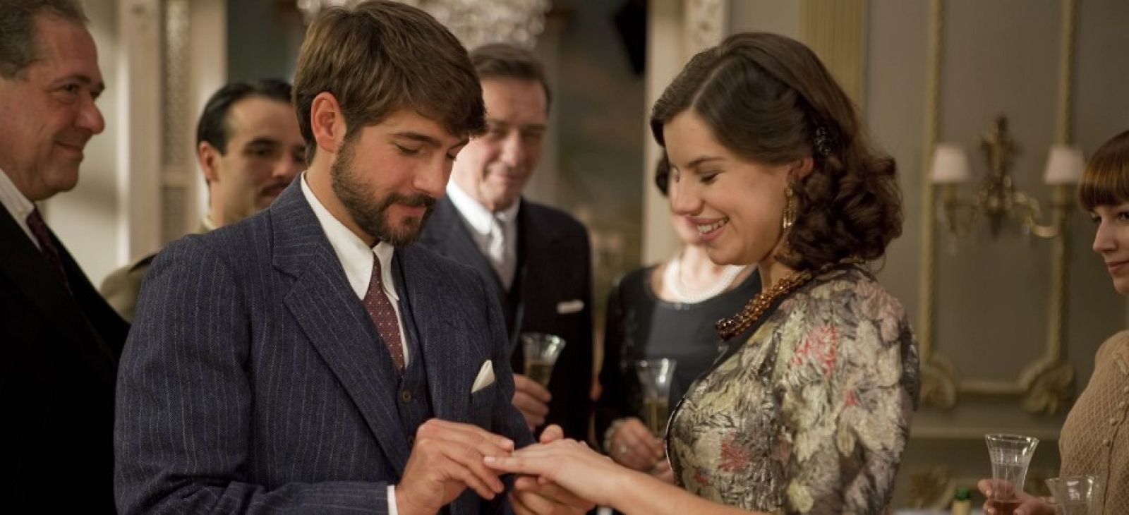 Estreno. '14 de abril. La República'