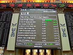 La Banca arrastra a las pérdidas a la Bolsa española tras la reforma financiera del Gobierno