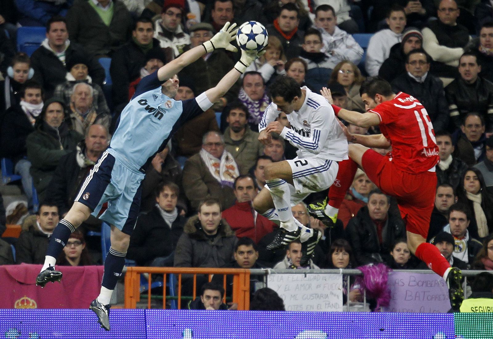 Casillas, frente al Sevilla