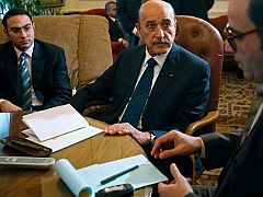 Suleimán y la oposición ponen fin a 30 años de estado de emergencia en Egipto