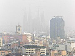 En Madrid no disminuye el tráfico, aunque el Ayuntamiento lo recomienda para no contaminar