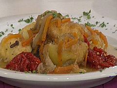 Pescadilla con patatas escabechadas y pimientos del piquillo (08/02/11)