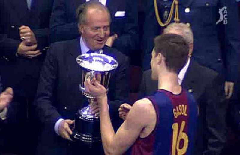 Pau Gasol explotó en la Copa de 2001 ganando al Madrid y siendo MVP