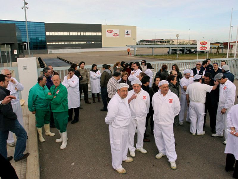 Los 10.000 trabajadores de Nueva Rumasa temen por sus empleos