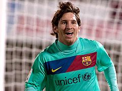 La inmaculada trayectoria del Barça aleja de la Liga a un Madrid gris fuera del Bernabéu