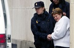 La mujer de Santiago del Valle se niega a declarar y queda en libertad provisional