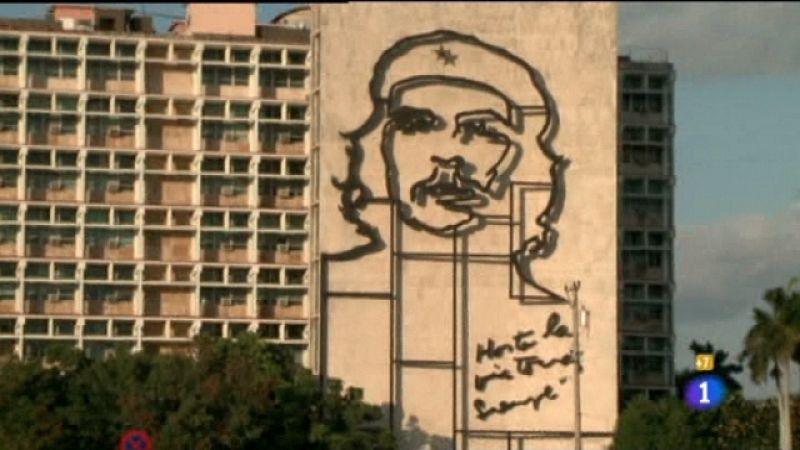 'Españoles en el mundo' viaja a La Habana, tierra de ron, música, habanos y coches antiguos