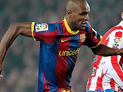 Abidal, operado "sin incidencias" de un tumor en el hígado