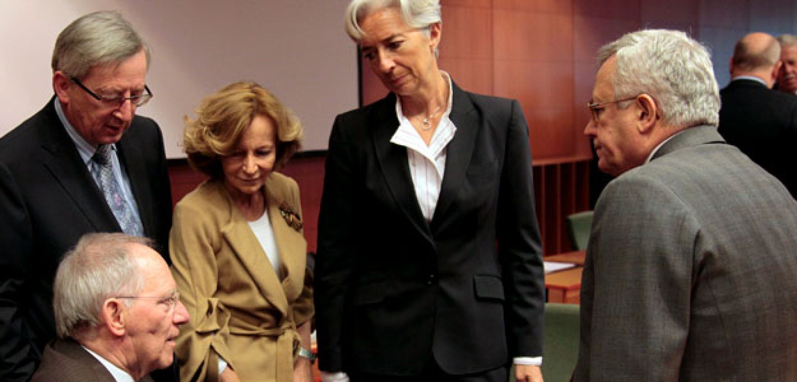 Los ministros de Finanzas de la UE se reúnen para acordar el futuro fondo de rescate