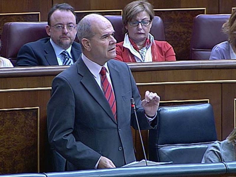 Chaves acude de nuevo a Gürtel para responder al PP sobre el caso de los ERE de Mercasevilla