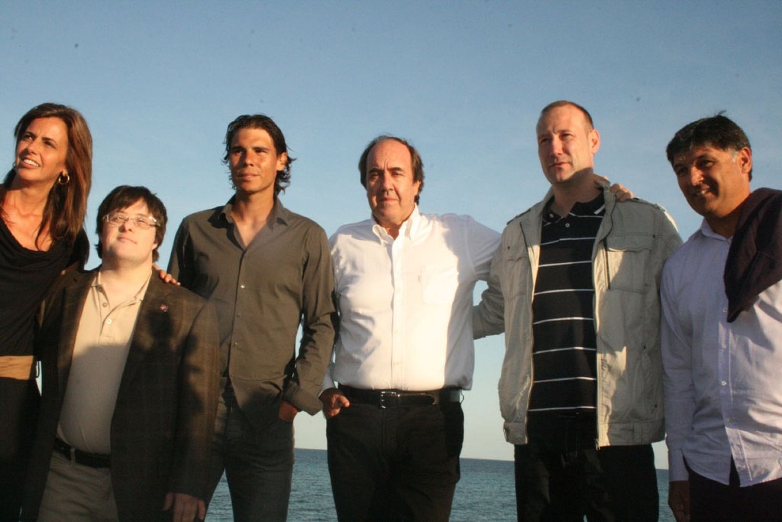 Rafa Nadal junto con el resto de participantes en el Congreso 'Lo que de verdad importa'.