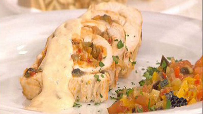 Pollo relleno de pisto con salsa bechamel (11/04/11)