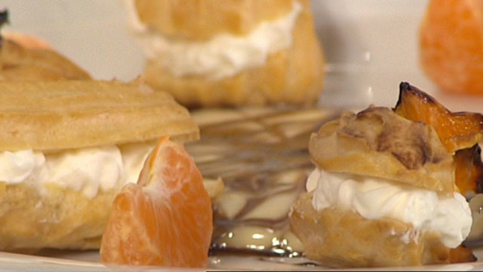 Bollitos de mandarina rellenos de nata