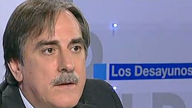 Gómez insiste en que el paro no va a llegar a los cinco millones de desempleados