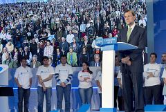 Rajoy: "El que iba a aprender economía en dos tardes, no va a recuperar la confianza ahora"
