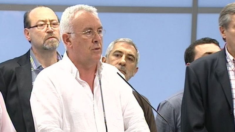 Rosa Díez celebra que ha "vencido al silencio" y Cayo Lara la subida de IU como tercera fuerza