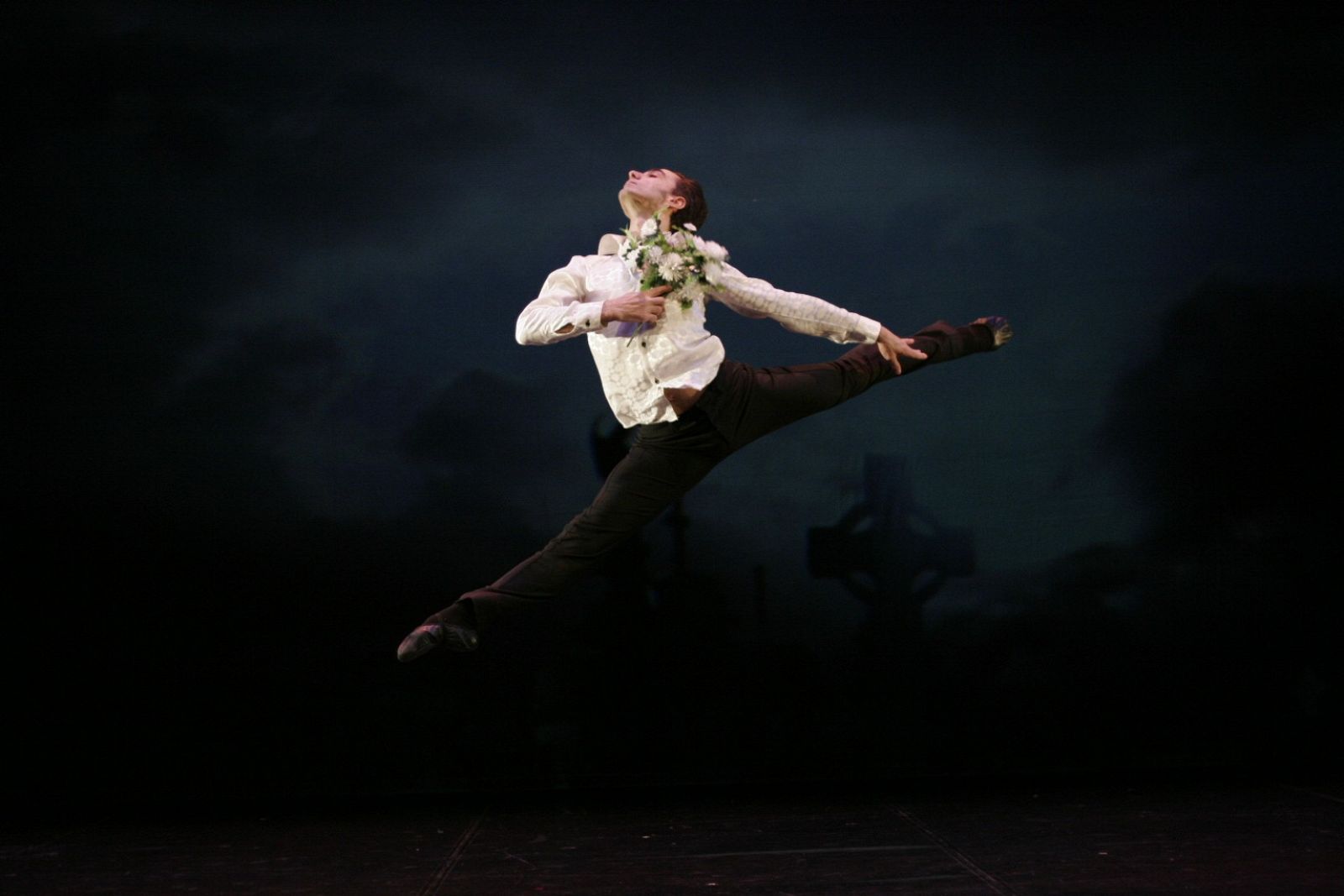 'Giselle' (La mujer de agua) del Ballet David Campos ha inaugurado 'Danza en la Villa'