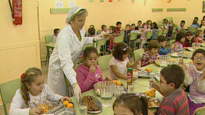Aprobada la ley que prohíbe la bollería industrial, las chucherías y los refrescos en los colegios