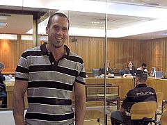 Txeroki, exjefe de ETA, desafía al tribunal y se niega a declarar en su primer juicio en España