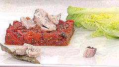 Atún en ensalada al ajillo con salteado de pimiento y tomate (29/06/2011)