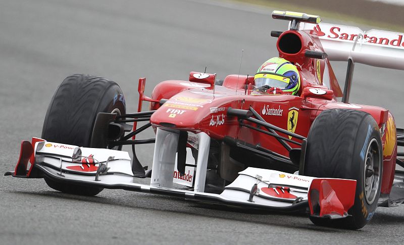 Massa marca el mejor tiempo en los segundos libres de Silverstone