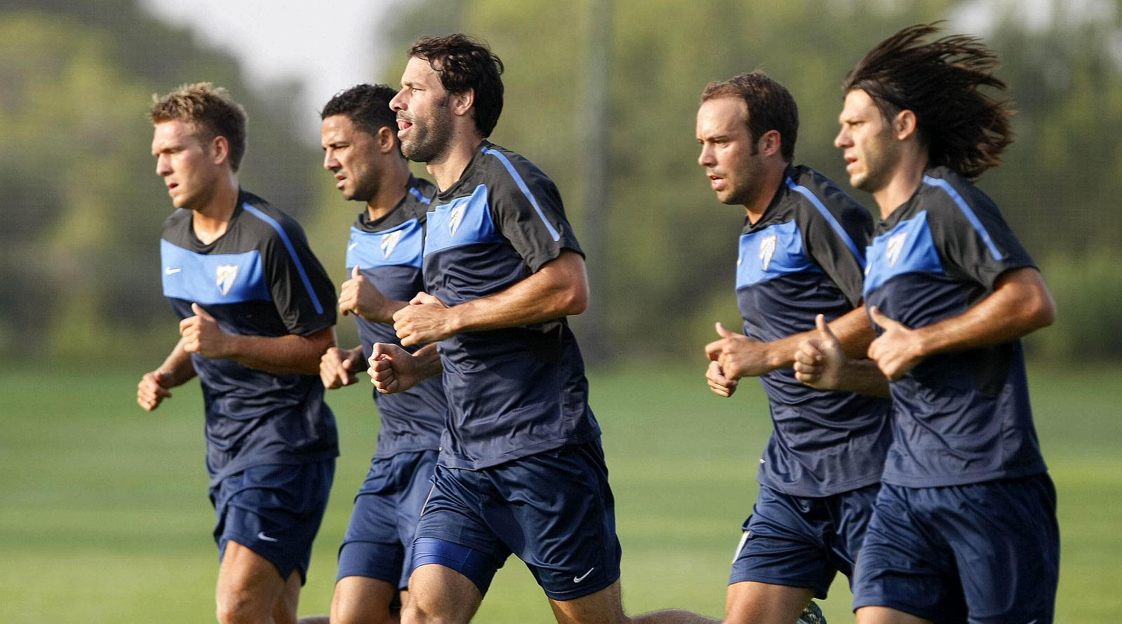 Van Nistelrooy entrenando con sus nuevos compañeros