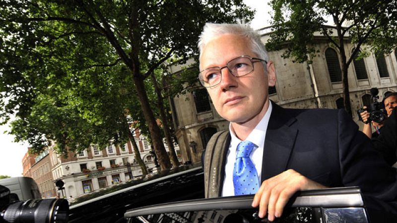Assange pide en su apelación que se rechace su extradición a Suecia por ser "defectuosa"