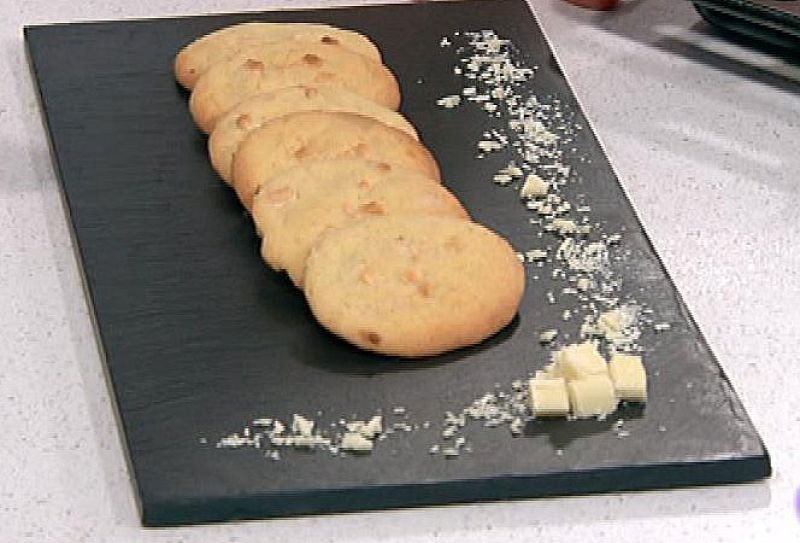 Galletas cookies con chocolate blanco 
